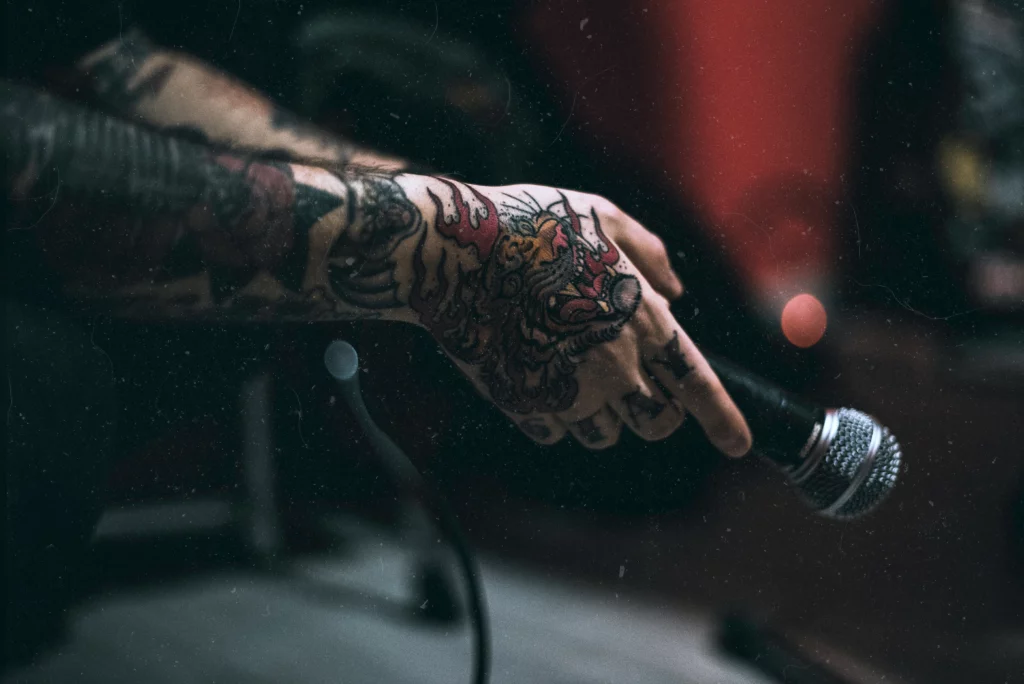 beruehmte-techno-clubs-einfluss-tattoo-trends